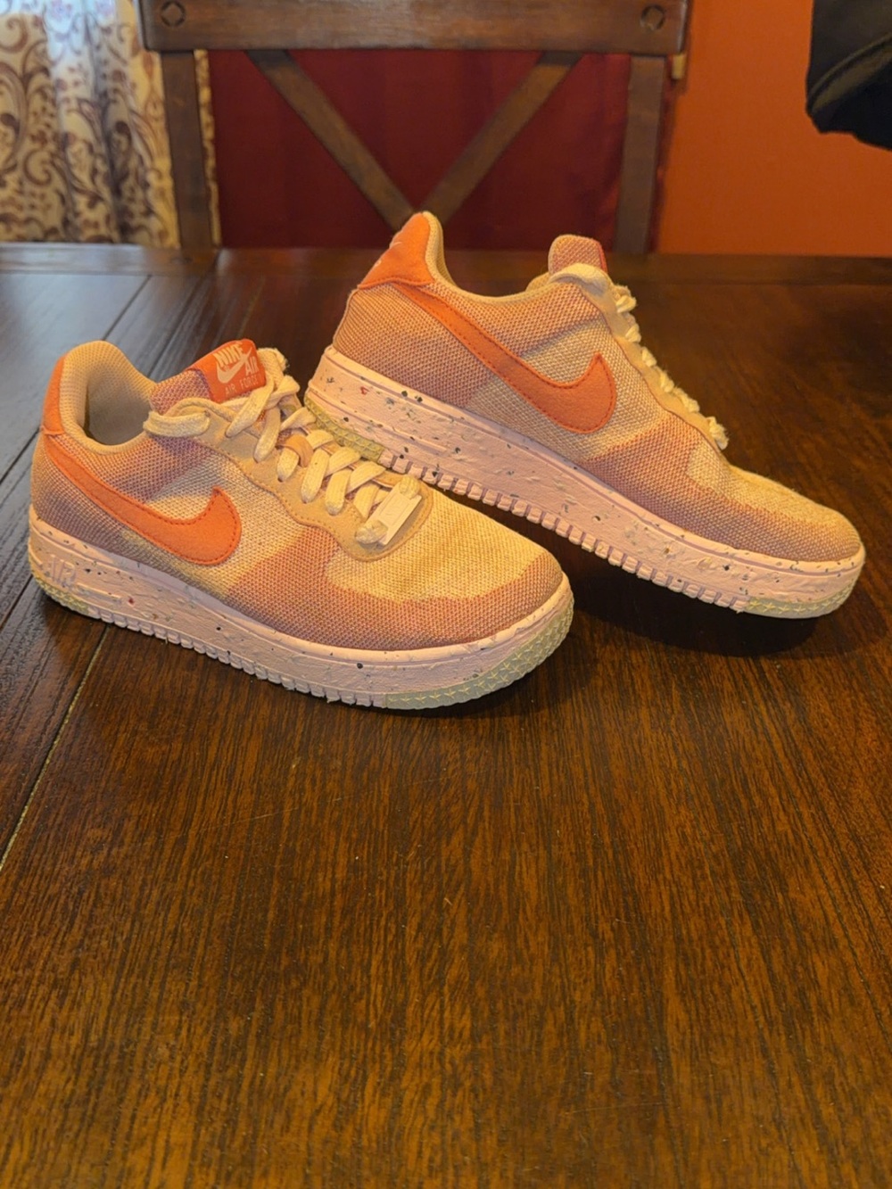 Nike Air Force 1 Low Pink Womens US Size 7.5 EUR 38.5 DC7273-600 Sneakers